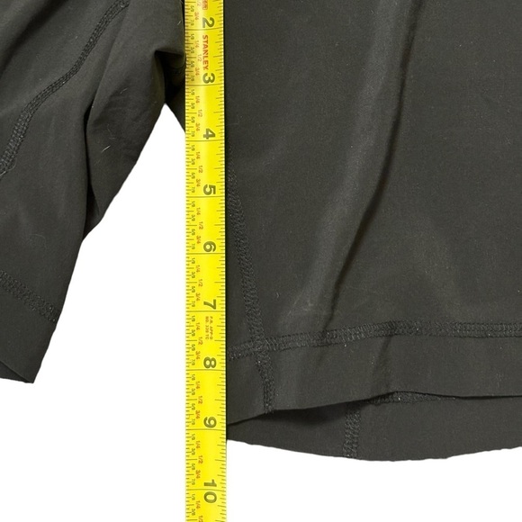 Lululemon mens shorts size Medium - Picture 3 of 7